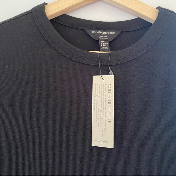 Banana Republic Basic Sweater - Picture 3 of 5